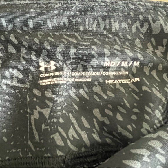 Printed Under Armour Compression Leggings Grey and White - Picture 7 of 7